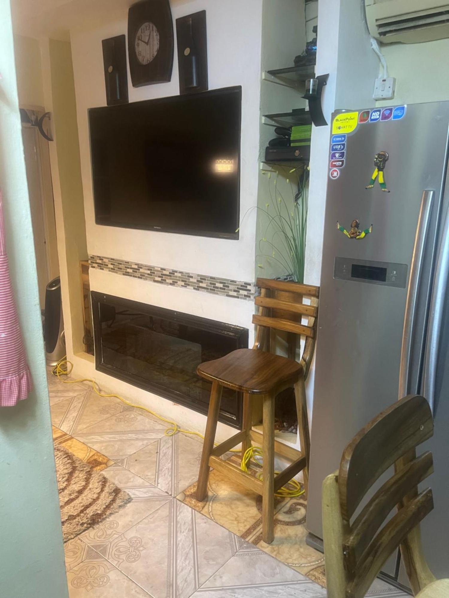 Jamaican R Home キングストン エクステリア 写真